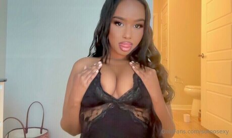 Suadd Nacktbilder von OnlyFans