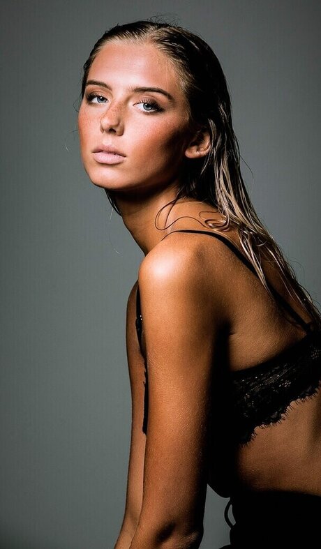 Molly Plahn Füße OnlyFans