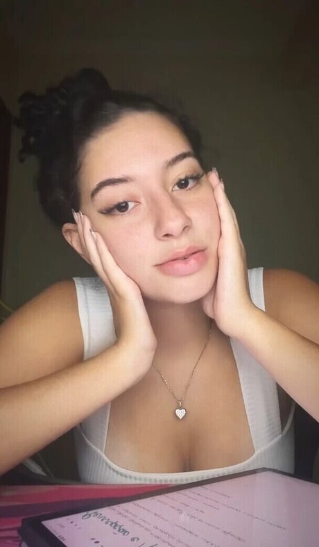 Vtzadaax OnlyFans Nacktbilder