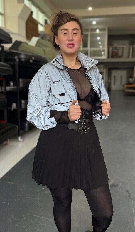 Melike Bulu Nacktbilder auf OnlyFans