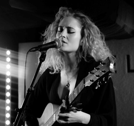 janetdevlin OnlyFans Nackt Content