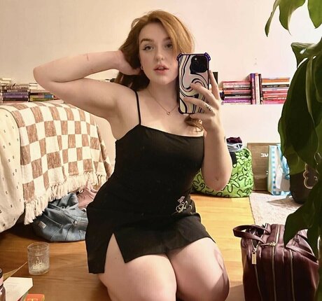 Eleanor Neale Nackt auf OnlyFans