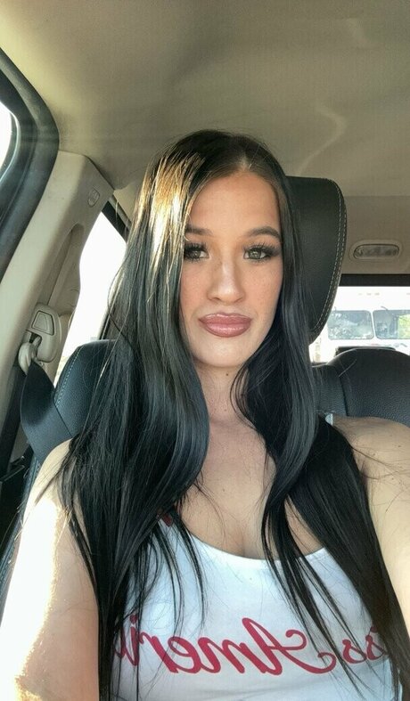 Brea Madisyn OnlyFans Striptease