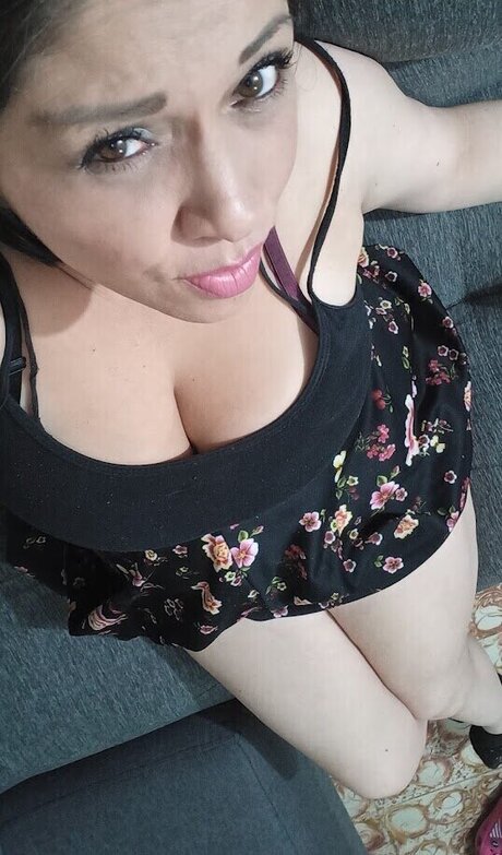 Valeria Estefania Montoya OnlyFans schlank