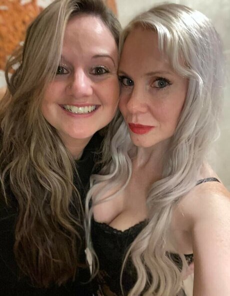 Donna Shepherd OnlyFans XX