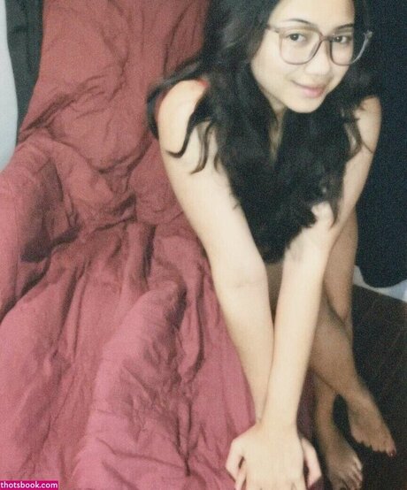 pritasariw OnlyFans Pornografie