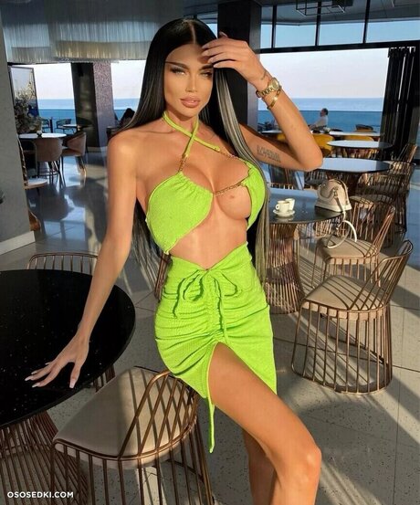 Adina Tatiana Nackt auf OnlyFans Leak