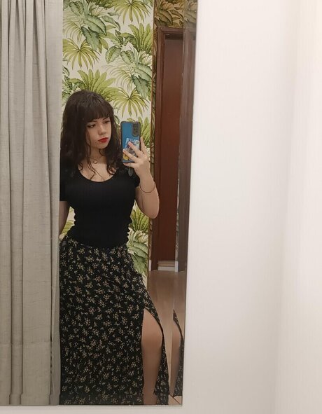 Jullyahr Nacktbilder von OnlyFans geleakt