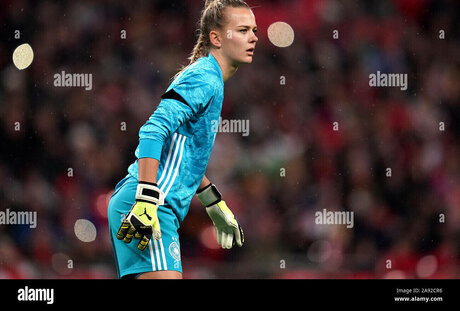 Merle Frohms Leak von OnlyFans