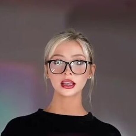 Emma Xlouise Nacktbilder von OnlyFans