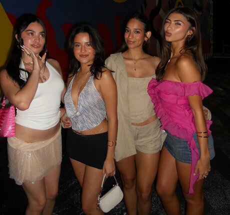 Bella Ramirez Kostenlose OnlyFans-Pornos