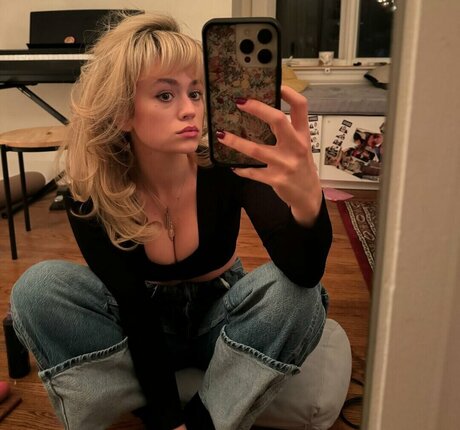 Ella Ballentine Leak von OnlyFans