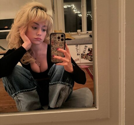 Ella Ballentine OnlyFans Nackt Leak