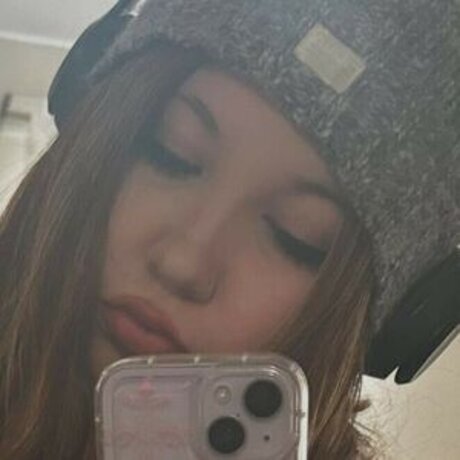 Coffing0r3 OnlyFans Striptease