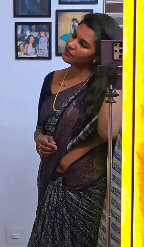 Reshma Cr Nacktbilder OnlyFans Leak