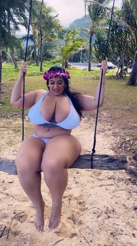 Sofia Rose OnlyFans Model Bilder