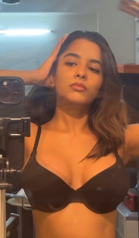 Aurora Sinclair OnlyFans Dirtyship geleakt