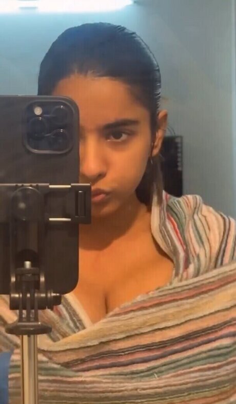 zahnspangen onlyfans Kunstporno Medien