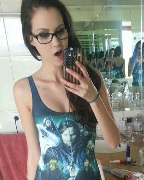 Sydney Watson Nacktbilder von OnlyFans