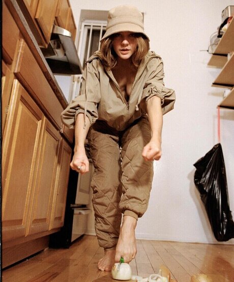 Dora Jar Kostenlose OnlyFans-Pornos