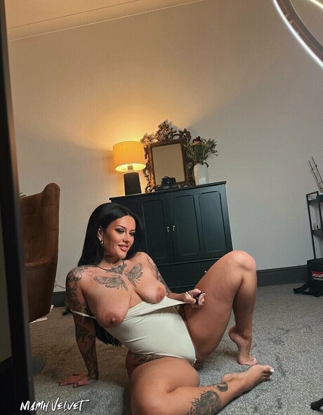 Niamh Velvet OnlyFans geleakter Pornografie