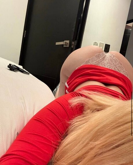 Sofia Alegria OnlyFans Strip