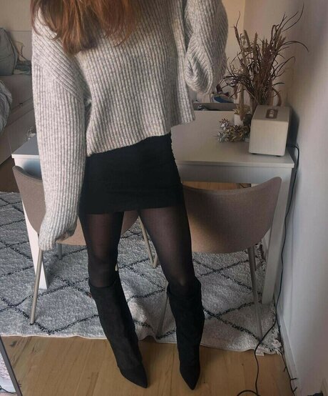 Madeleine b123 OnlyFans Inhalte