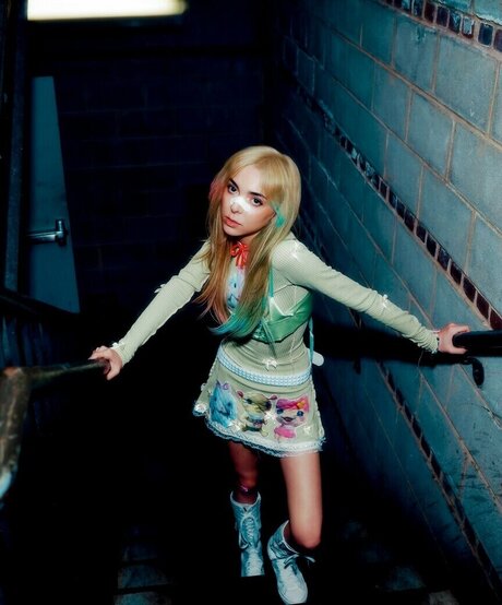 Sophie Powers OnlyFans Bilder