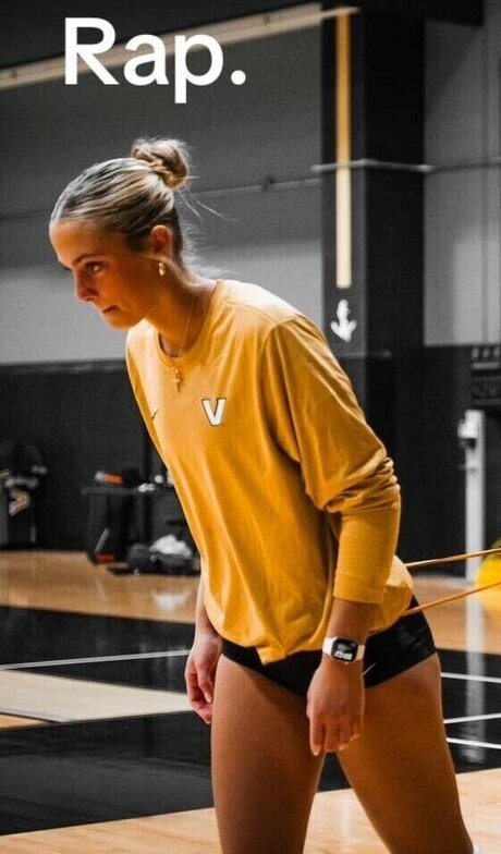 Taryn DeWese Nur für Fans