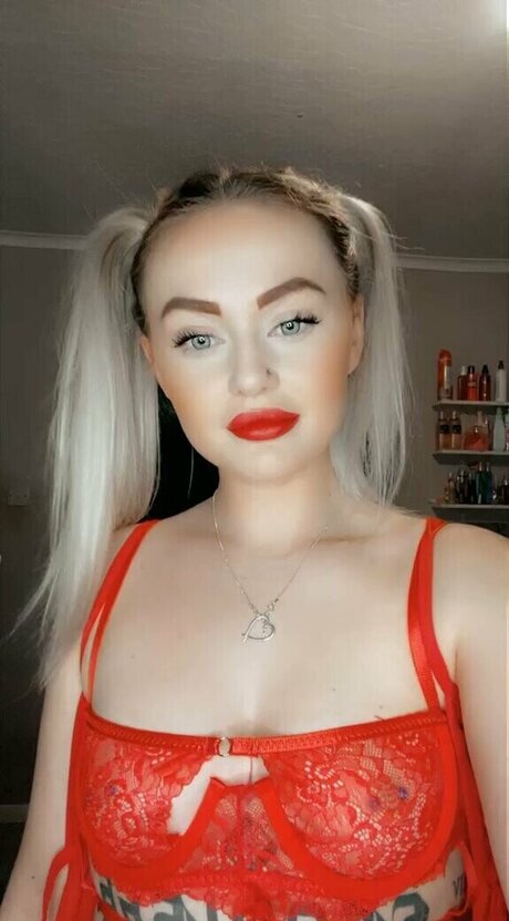 Leah Mogford OnlyFans-Archiv