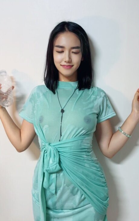 Thea Lee OnlyFans Beiträge