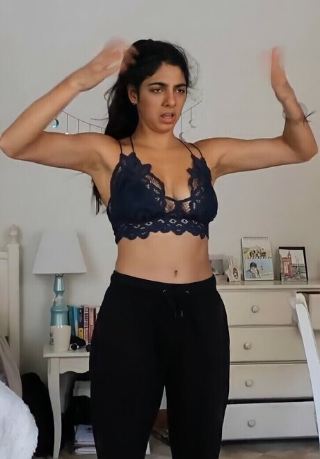 Cascina Caradonna NurlyFans-Brüste