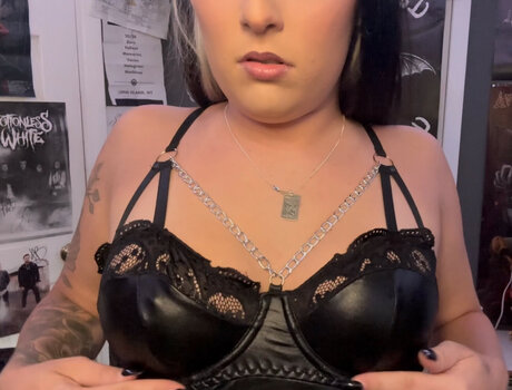 Kasey Karlsen Leaks von Nacktbildern auf OnlyFans