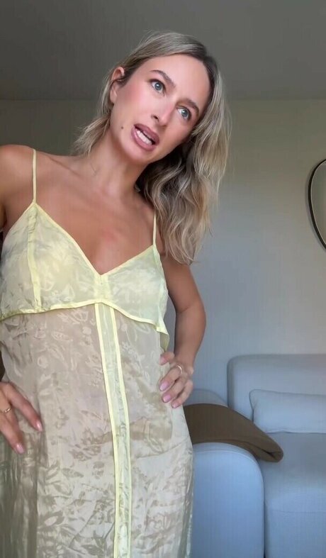 izzipoopi OnlyFans Leak