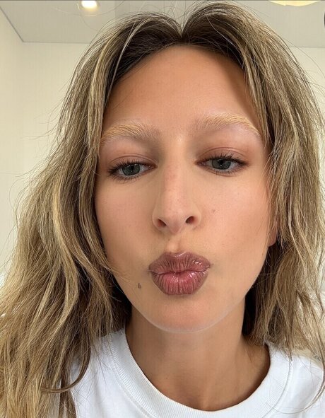 izzipoopi Leaked OnlyFans Sex