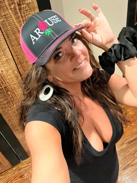 Brown Bag Special OnlyFans Inhalte