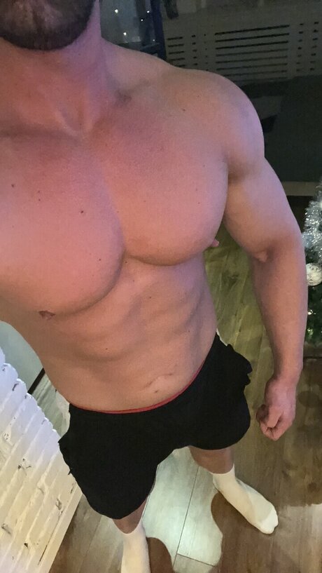 Muscled Handsome Nacktbilder geleakt OnlyFans