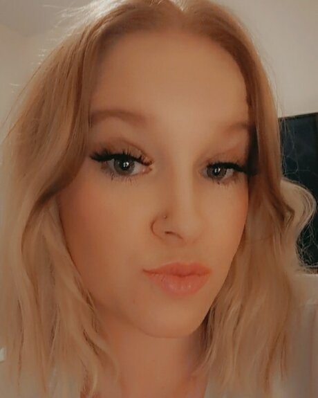 Misssparkle52 OnlyFans Star