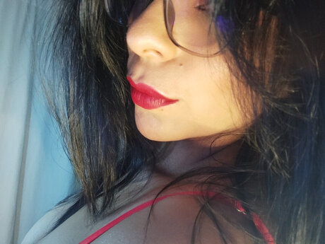 Manu Jaramillo OnlyFans schlank