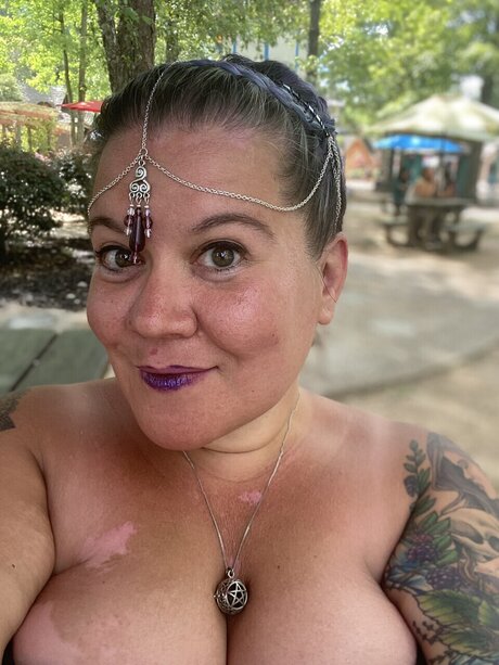 Vivian Sage Nacktbilder von OnlyFans geleakt