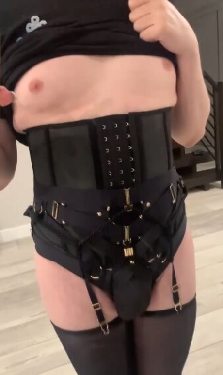 sneakylol Nacktpornos auf OnlyFans