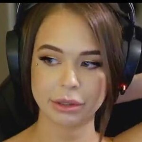 morberplz OnlyFans Brüste Bild