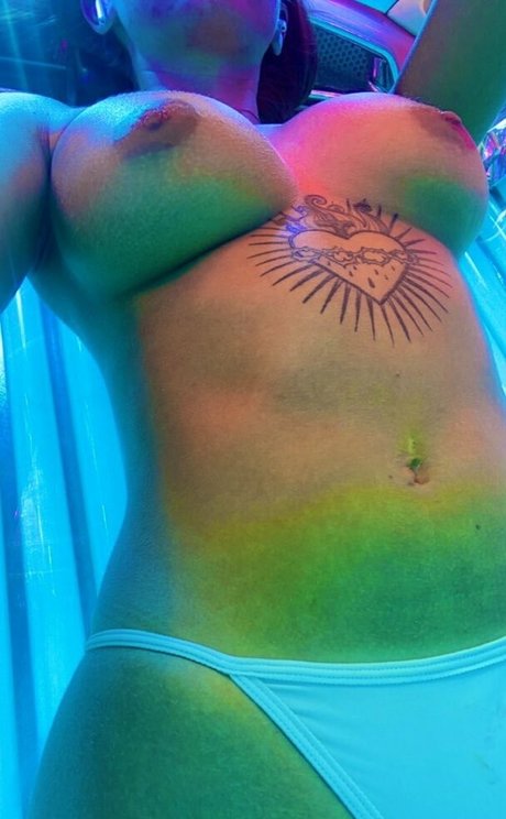 Courtney Egerton OnlyFans nackt