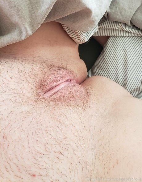 pageofscrolls Nacktbilder-Leaks von OnlyFans