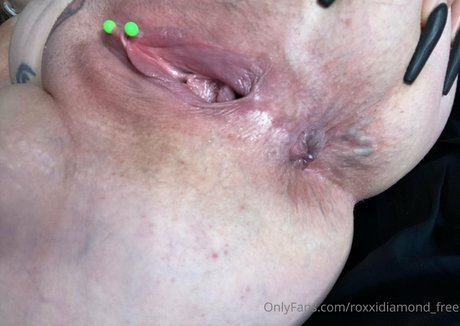roxxidiamond free OnlyFans XXX