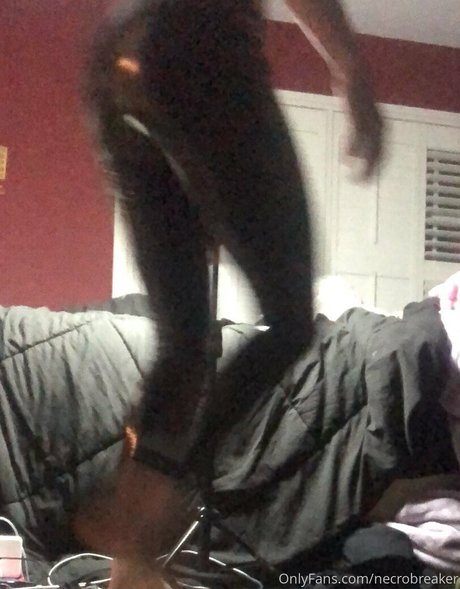 addyrally OnlyFans Striptease