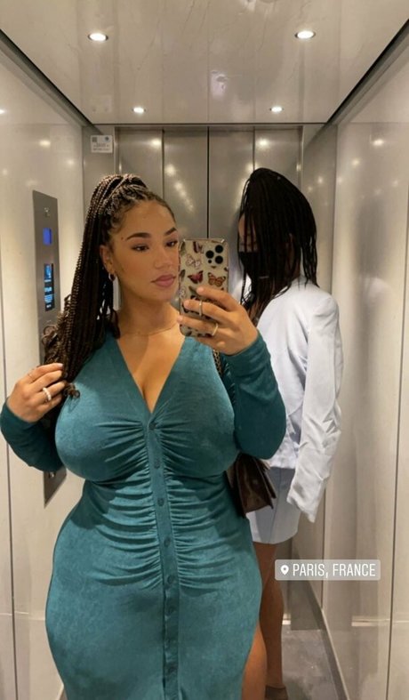 Katelyn Folasade OnlyFans explizite Inhalte