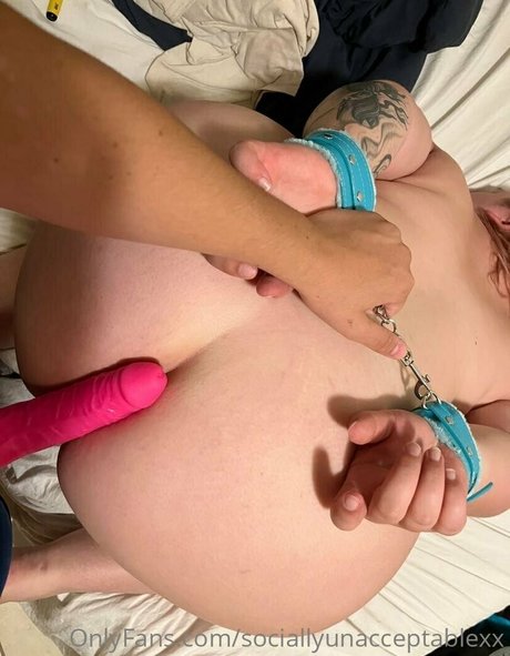 sociallyunacceptablexx Nacktbilder OnlyFans geleakt