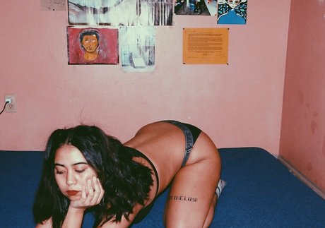 starlewd OnlyFans-Leaks