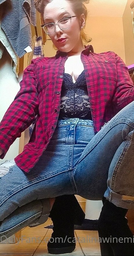 catalinawinemixer1999 OnlyFans-Bilder